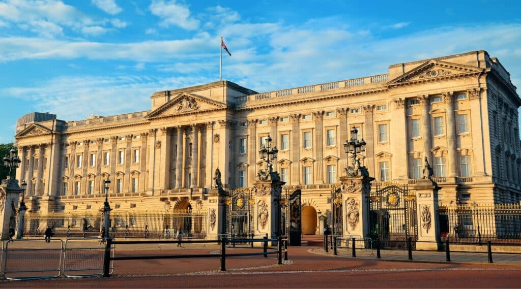 Buckingham Palace Things To Do featured image