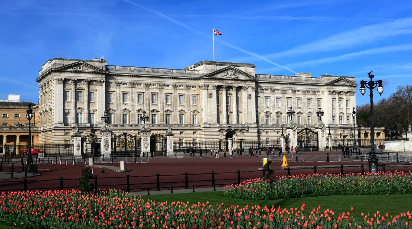 Head to the Buckingham Palace