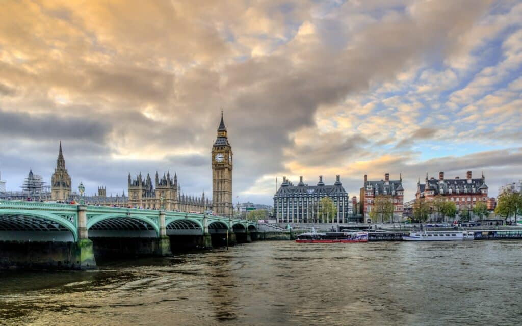 best time to visit london featured image