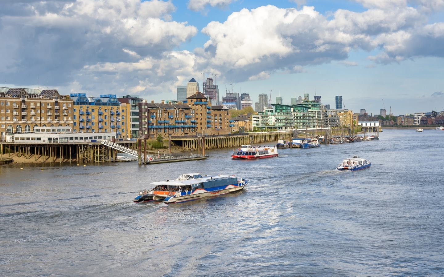 Cruise Along River Thames